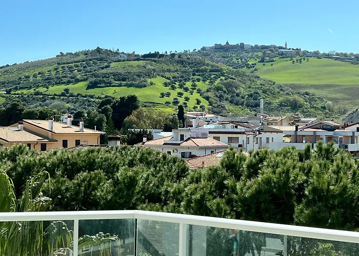 Roseto Marina Vista Monte * Розето-дельи-Абруцци